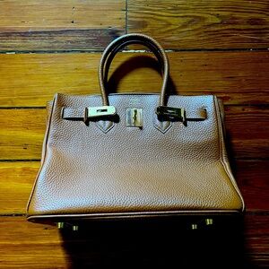 Structured Leather Purse